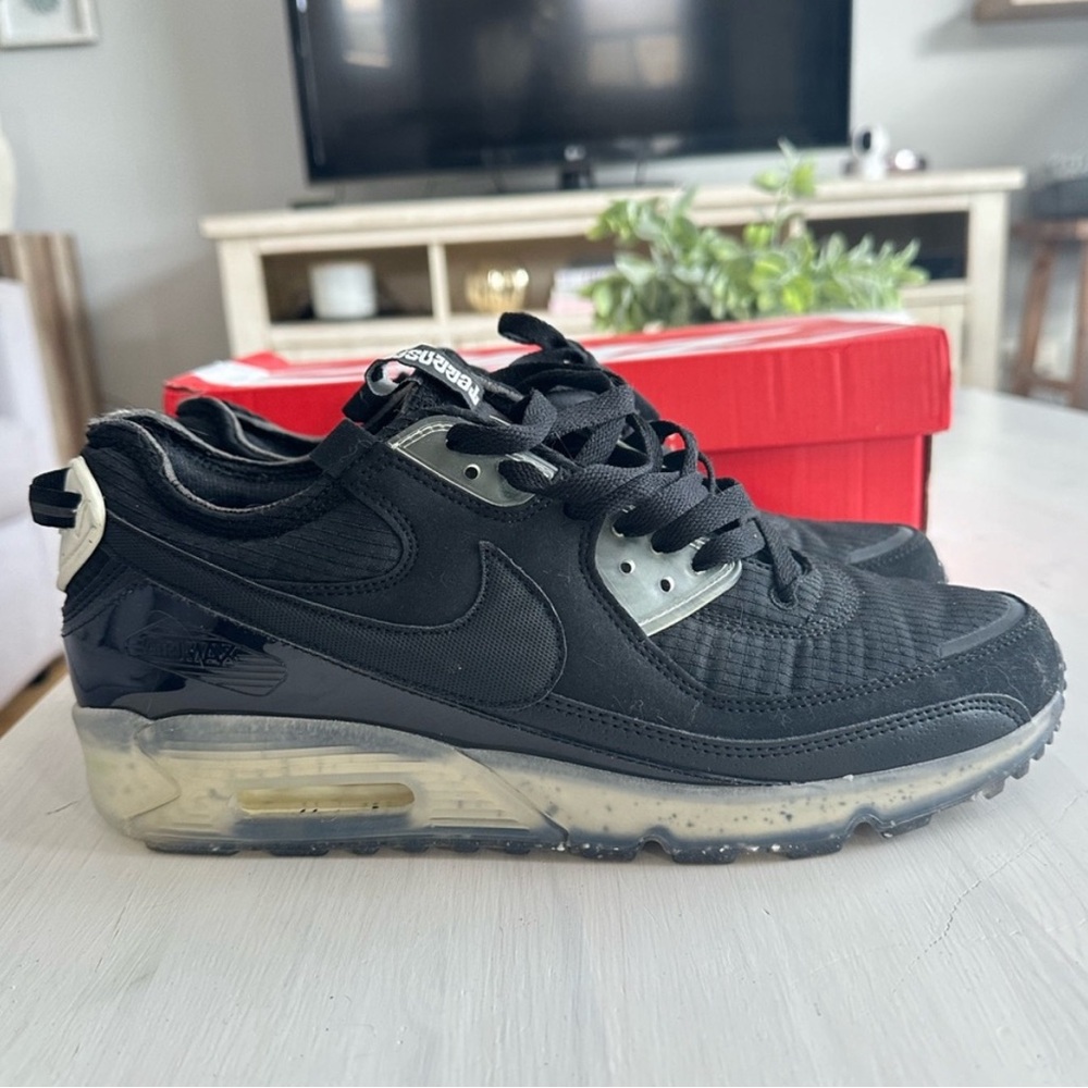 Nike Air Max. Mens size 11